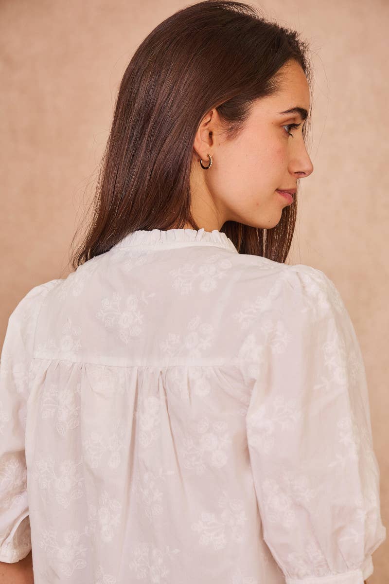 AUBE broderet bluse i 100 % bomuld