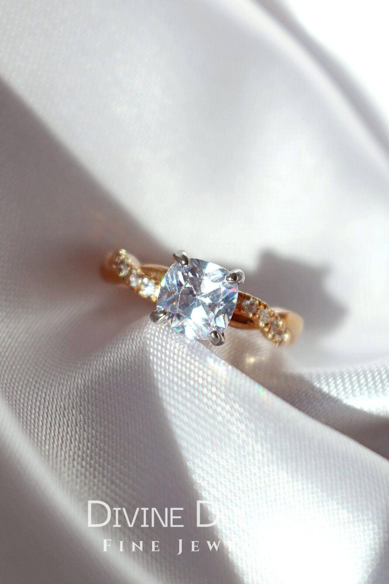 "Cinderella" | 18 karat solitærring: 5